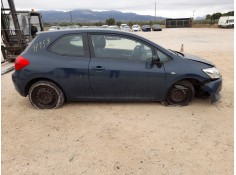 TOYOTA AURIS (_E15_)