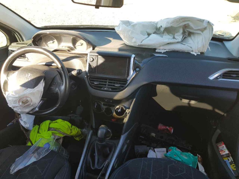 peugeot 2008 (--.2013) del año 2018