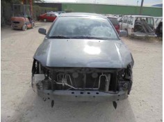 TOYOTA AVENSIS BERLINA (T25)