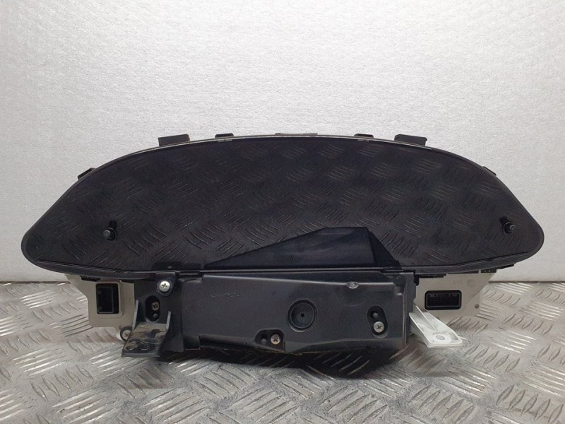 Recambio de cuadro instrumentos para toyota yaris active referencia OEM IAM 838000DJ90 MB4573003702 