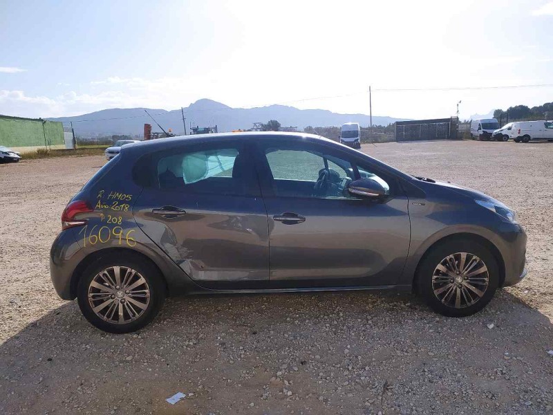 peugeot 208 del año 2018