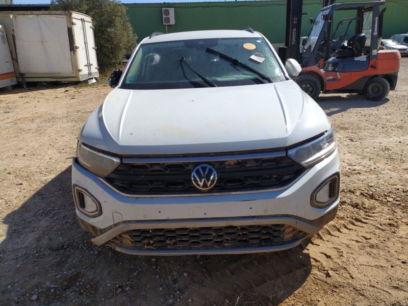 volkswagen t-roc (a11, d11) del año 2023