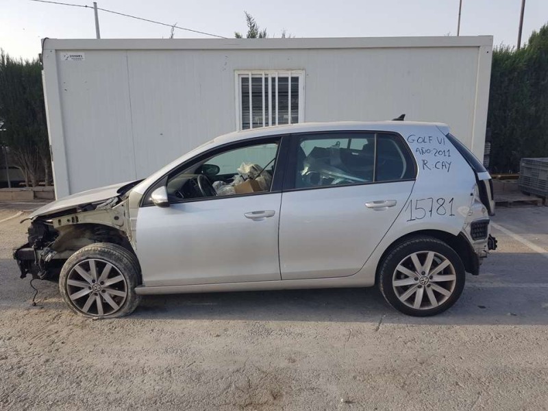 volkswagen golf vi (5k1) del año 2011