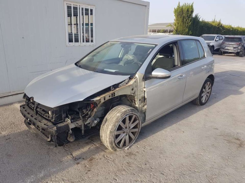 volkswagen golf vi (5k1) del año 2011