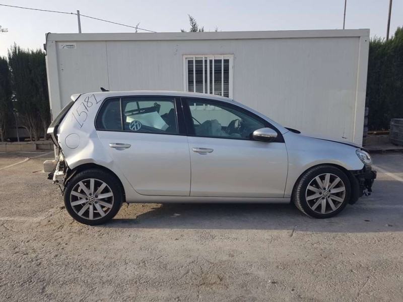 volkswagen golf vi (5k1) del año 2011
