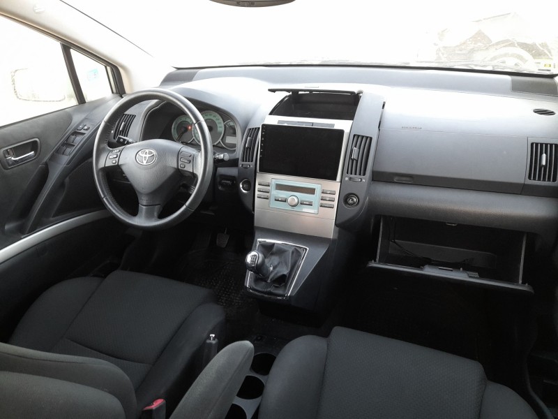 toyota corolla verso (zer_, zze12_, r1_) del año 2006