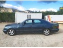 mercedes-benz clase e (w210) berlina del año 2000