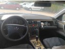 mercedes-benz clase e (w210) berlina del año 2000