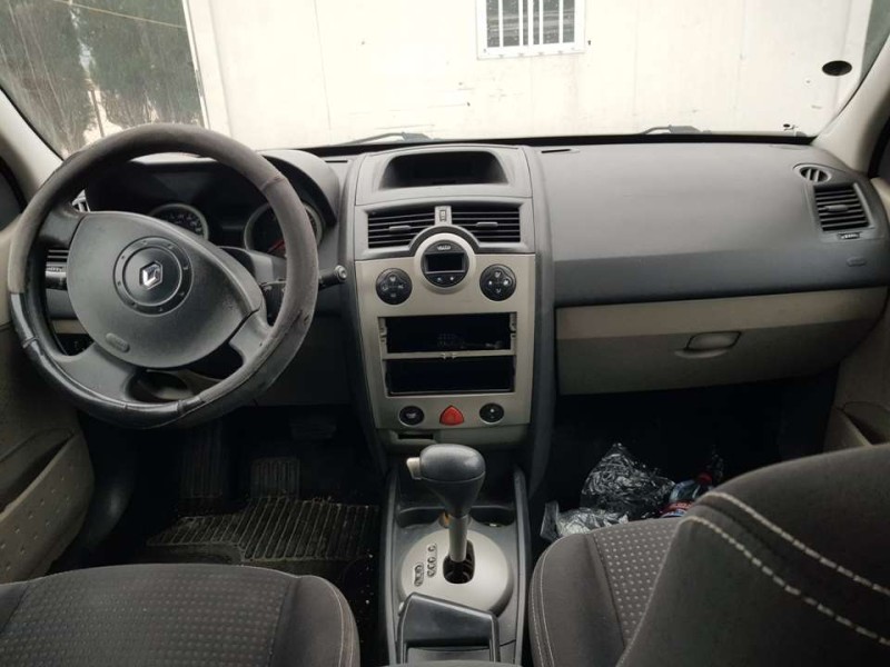 renault megane ii berlina 5p del año 2005