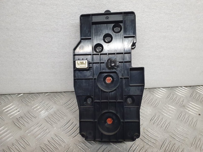 Recambio de mando climatizador para toyota yaris active referencia OEM IAM 559000D220  