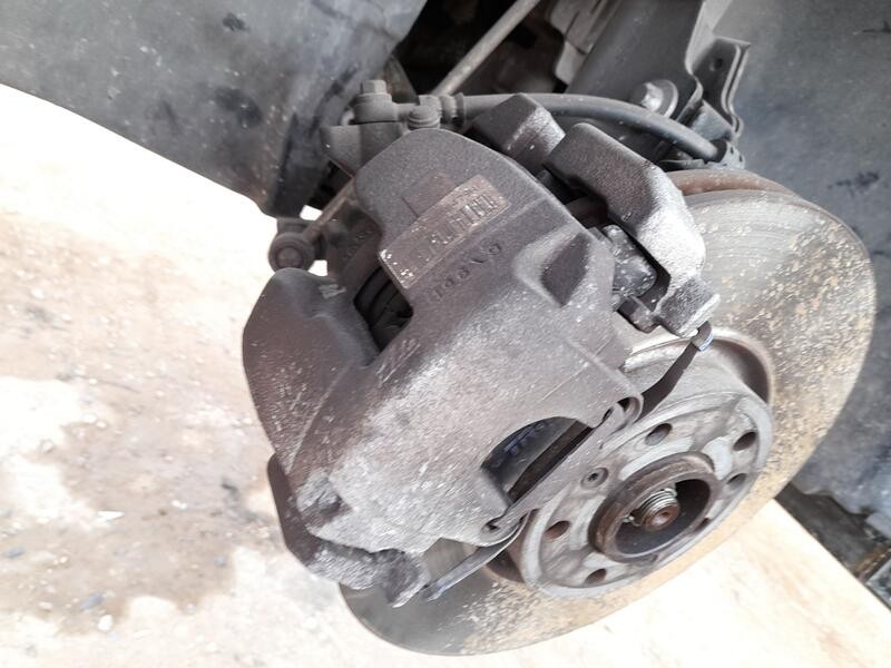 Recambio de pinza freno delantera izquierda para peugeot 5008 ii (mc_, mj_, mr_, m4_) 1.2 (mrhnyh, mrhnyw, mrhnsj, mrhnsu, mrhns