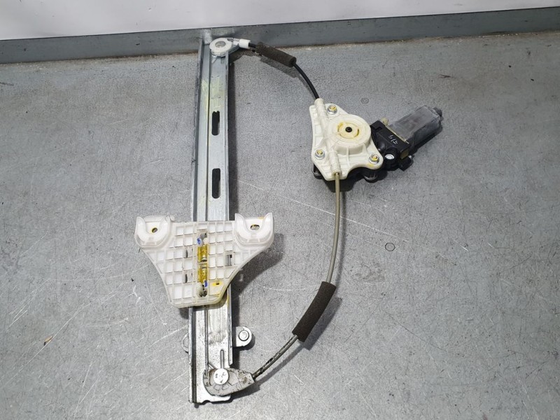 Recambio de elevalunas trasero derecho para hyundai i20 classic referencia OEM IAM 83402C7010 F00S1W284 ELECTRICO BOSCH 2 PINS