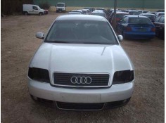 AUDI A6 BERLINA (4B2)