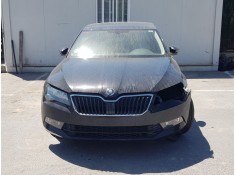 SKODA SUPERB (3V3)