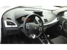 RENAULT MEGANE III BERLINA 5 P
