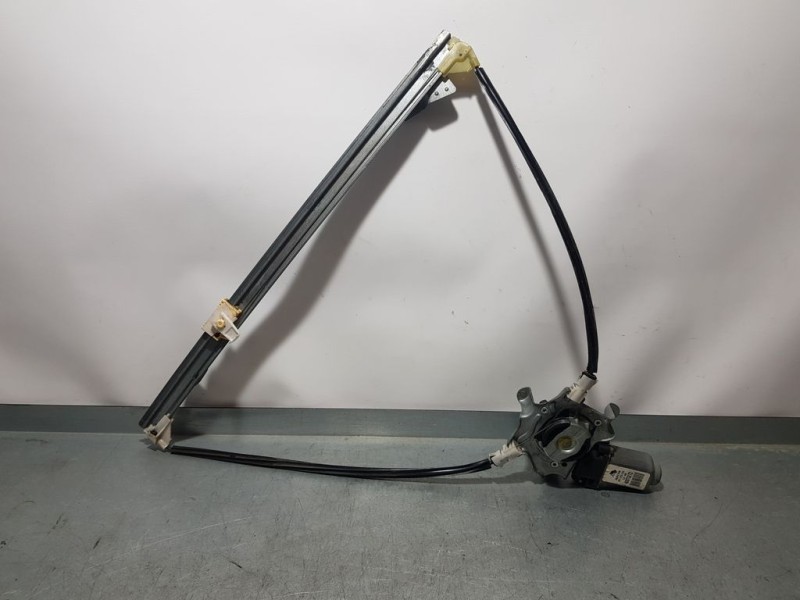 Recambio de elevalunas delantero derecho para renault scenic rx4 (ja0) 1.9 dci referencia OEM IAM  400732T2 MERITOR ELECTRICO 2P