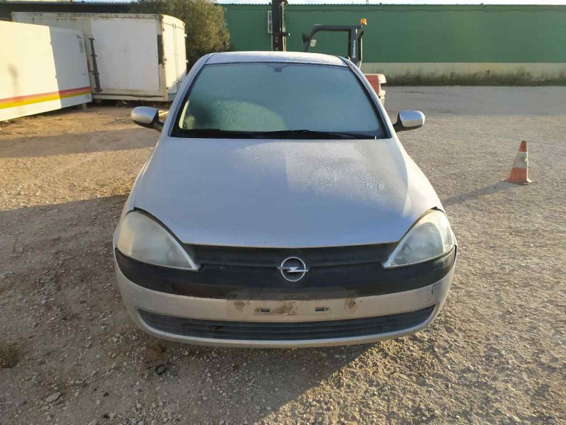opel corsa c del año 2002
