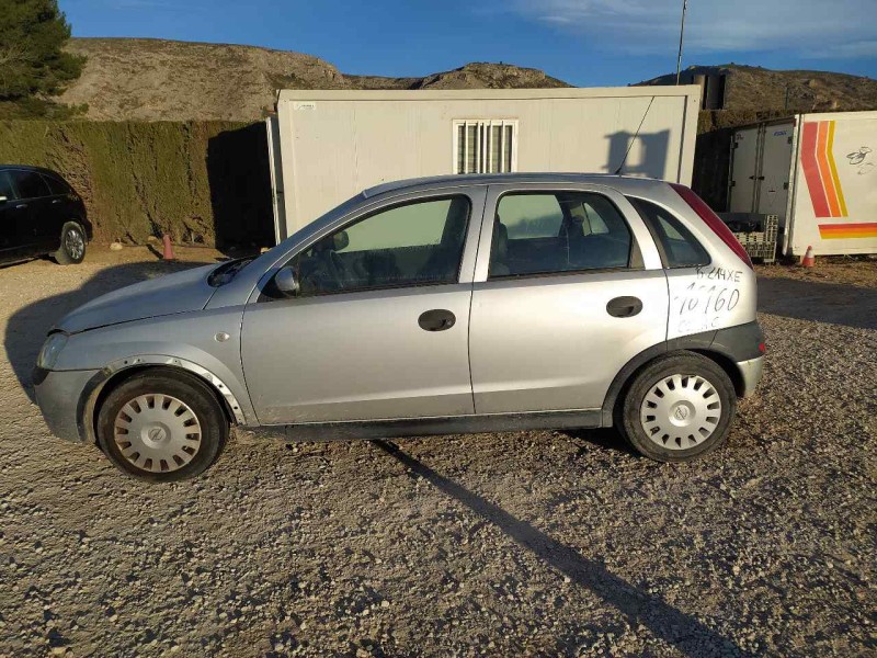 opel corsa c del año 2002