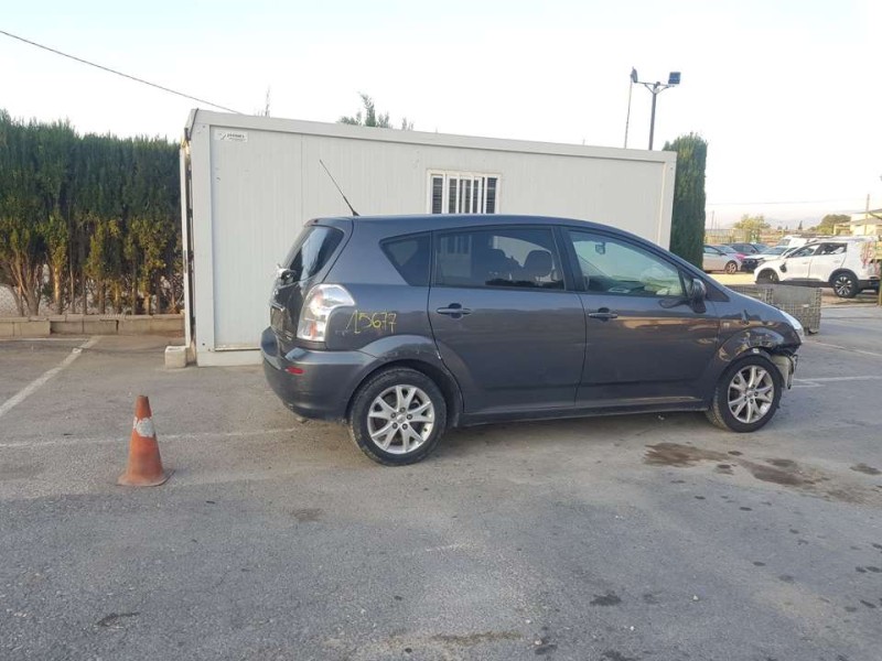 toyota corolla verso (r1) del año 2008