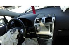 TOYOTA AVENSIS (T27)