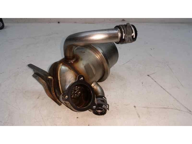 Recambio de enfriador egr para audi a3 sportback (8va) ambiente referencia OEM IAM 538510279L1 04L131512 