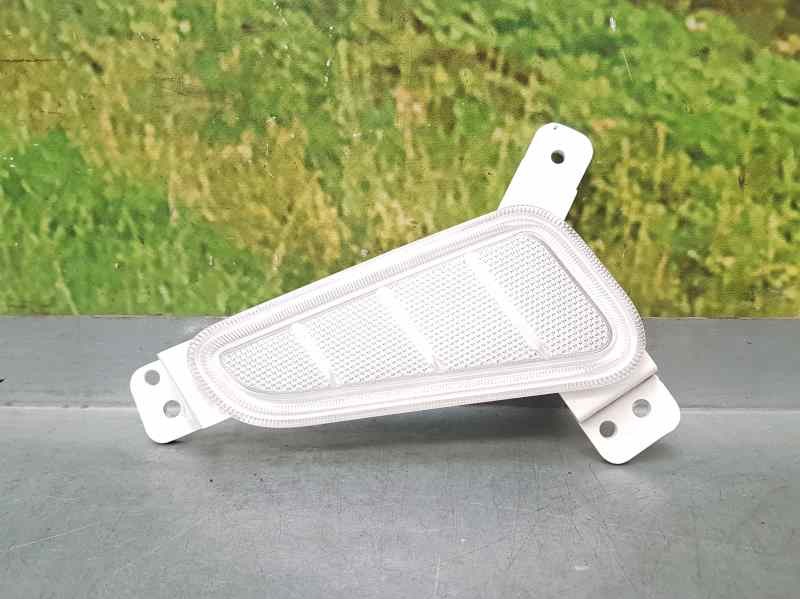 Recambio de reflectante delantero para hyundai kona style 4wd referencia OEM IAM 92407J9210  IZQUIERDO