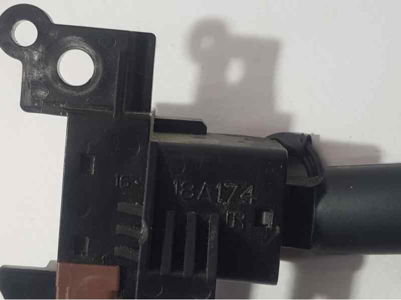 Recambio de control velocidad para toyota aygo x-play referencia OEM IAM 18A174  