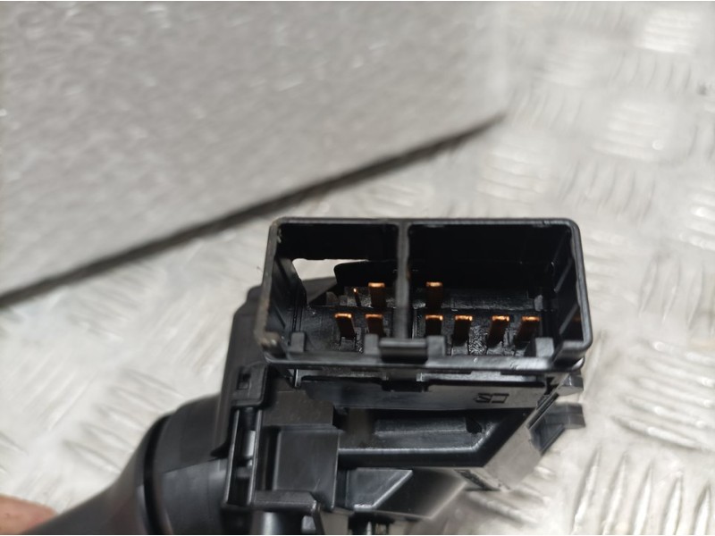 Recambio de mando limpia para toyota yaris active referencia OEM IAM 846520D030  