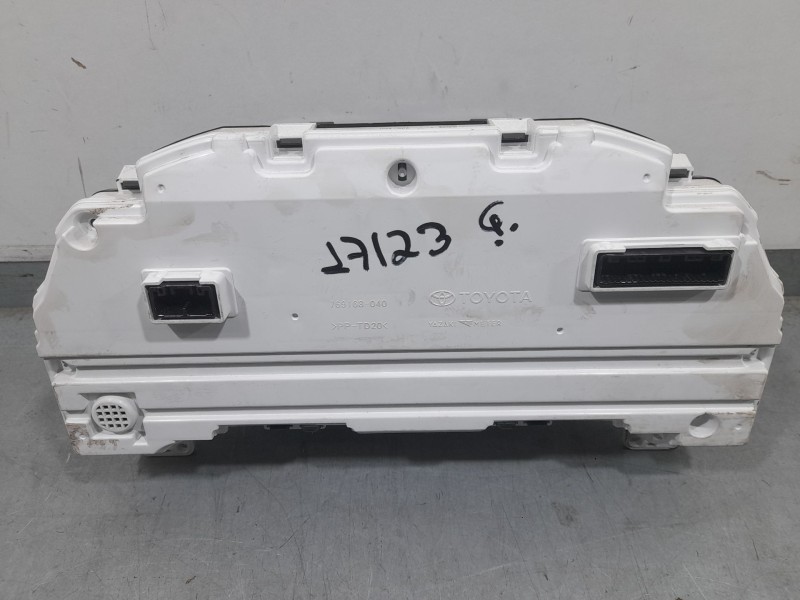 Recambio de cuadro instrumentos para toyota land cruiser prado (_j15_) 2.8 d-4d (gdj150_, gdj155_, gdj150) referencia OEM IAM 83