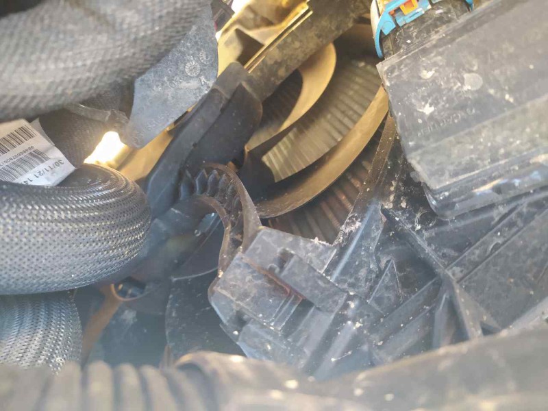 Recambio de electroventilador para opel mokka elegance referencia OEM IAM 9827752980  