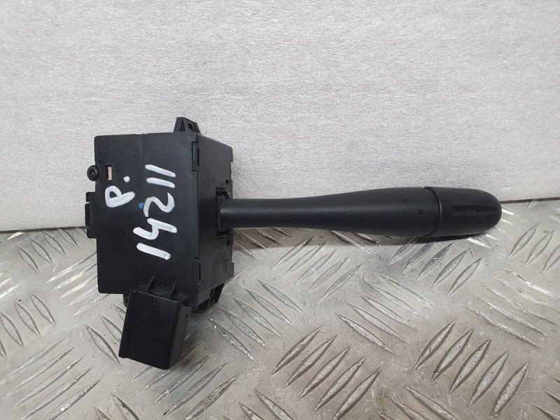 Recambio de mando limpia para chrysler voyager (rg) 2.5 crd se referencia OEM IAM 04685711AA  