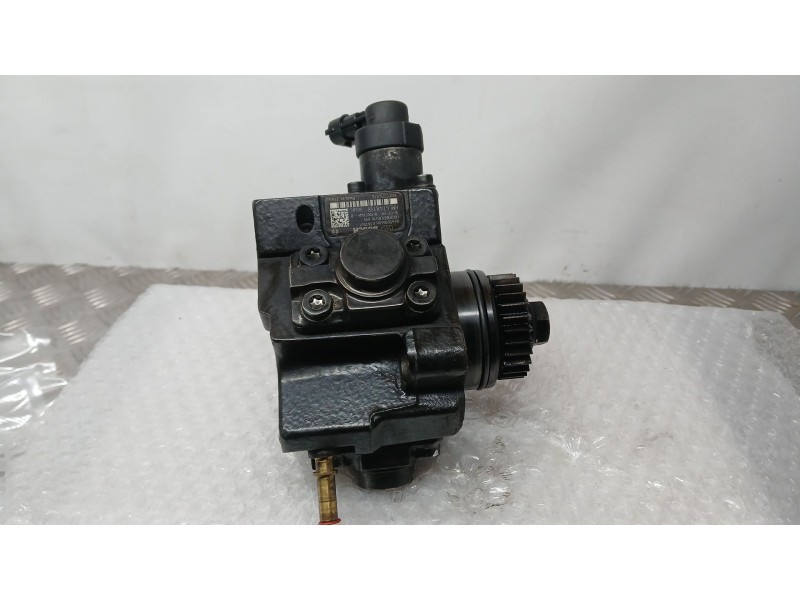 Recambio de bomba alta presion para renault espace v (jr_) 1.6 dci 160 referencia OEM IAM 167005114R BOSCH 0445010406