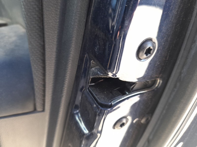 Recambio de cerradura puerta delantera derecha para ssangyong tivoli 1.5 referencia OEM IAM   