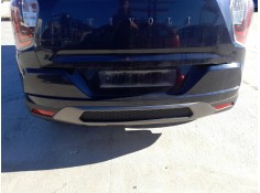 Recambio de paragolpes trasero para ssangyong tivoli 1.5 referencia OEM IAM  ROZADO 