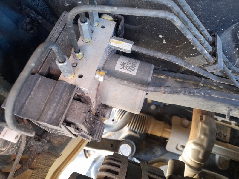 Recambio de abs para ssangyong tivoli 1.5 referencia OEM IAM   