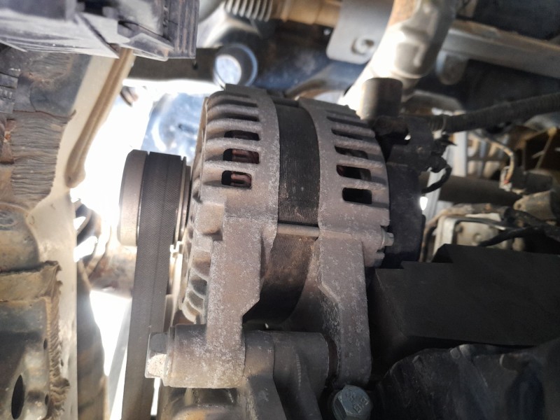 Recambio de alternador para ssangyong tivoli 1.5 referencia OEM IAM   