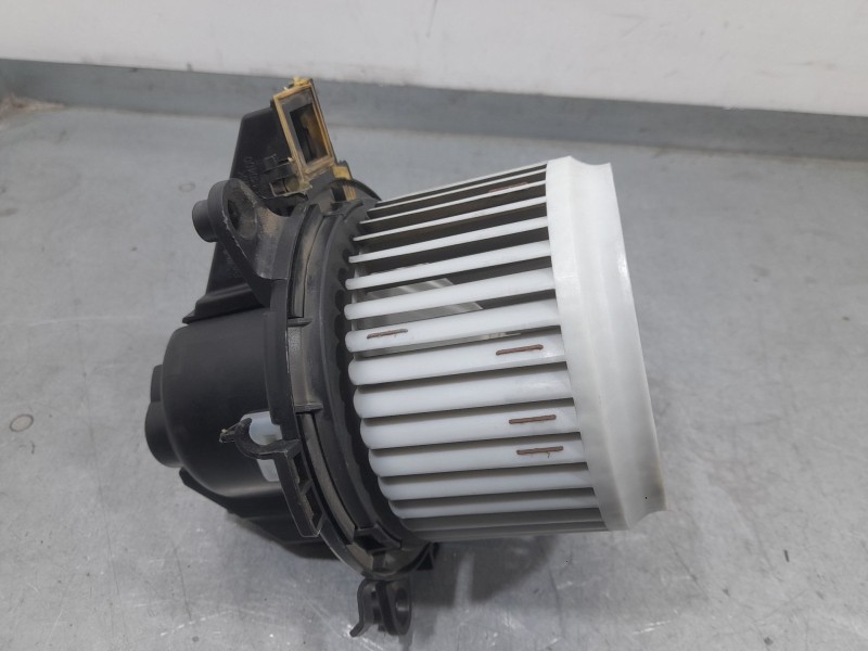 Recambio de motor calefaccion para peugeot partner furgoneta/monovolumen (k9) 1.5 bluehdi 100 referencia OEM IAM DB5P1330300  