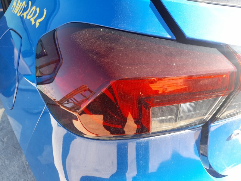 Recambio de piloto trasero izquierdo exterior para opel corsa f (p2jo) 1.2 (68) referencia OEM IAM   