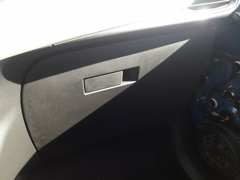 Recambio de guantera para opel corsa f (p2jo) 1.2 (68) referencia OEM IAM   
