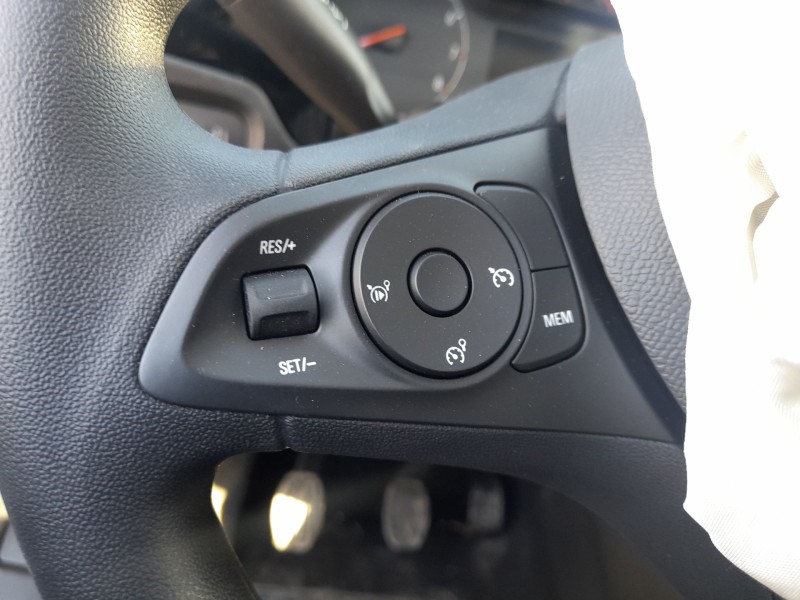 Recambio de volante para opel corsa f (p2jo) 1.2 (68) referencia OEM IAM   