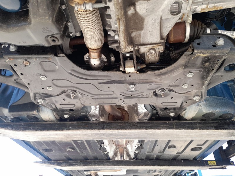 Recambio de puente delantero para opel corsa f (p2jo) 1.2 (68) referencia OEM IAM   