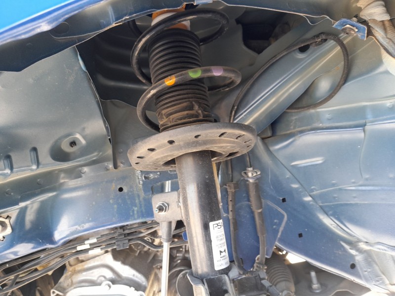 Recambio de amortiguador delantero izquierdo para opel corsa f (p2jo) 1.2 (68) referencia OEM IAM   