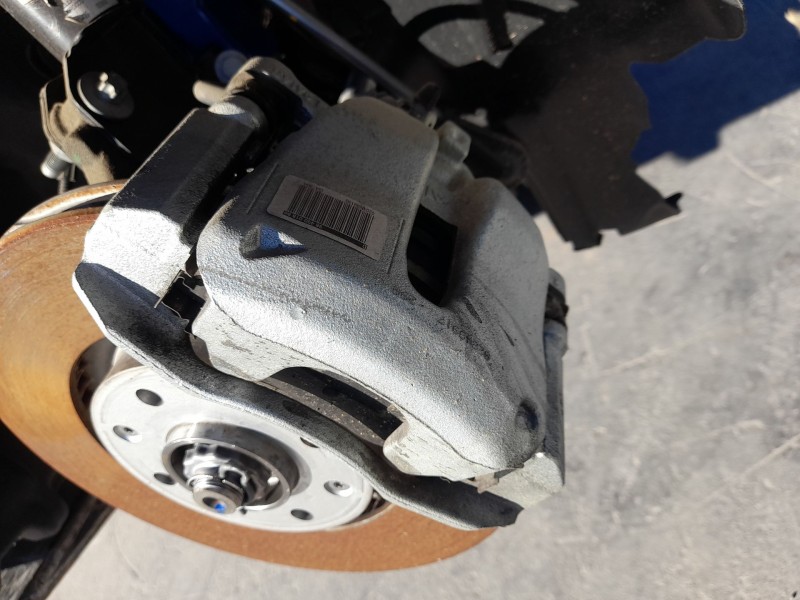 Recambio de pinza freno delantera derecha para opel corsa f (p2jo) 1.2 (68) referencia OEM IAM   