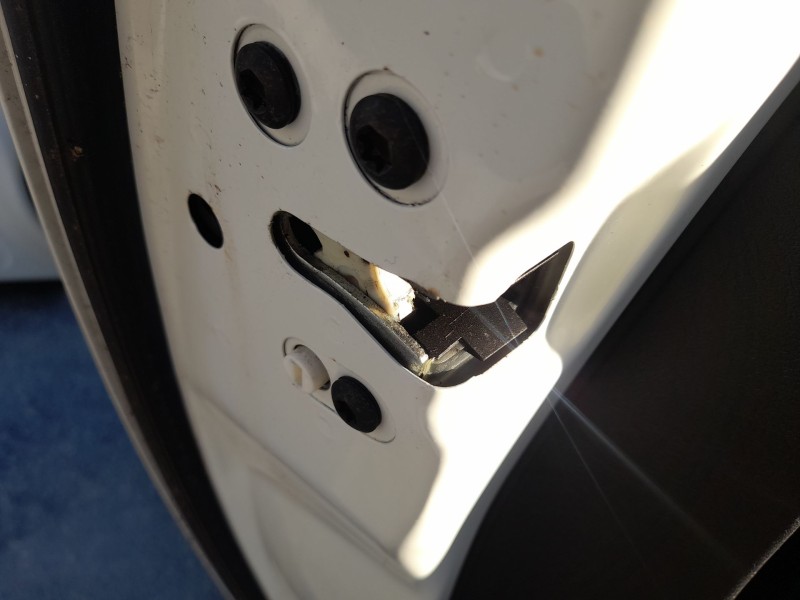 Recambio de cerradura puerta trasera izquierda para fiat tipo hatchback (356_, 357_) 1.4 (356hxa1b) referencia OEM IAM   