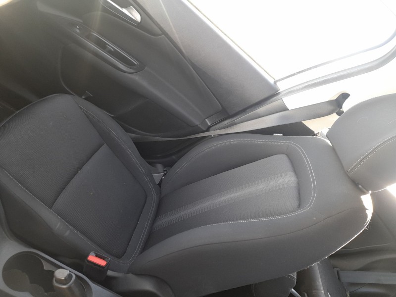Recambio de asiento delantero derecho para fiat tipo hatchback (356_, 357_) 1.4 (356hxa1b) referencia OEM IAM   