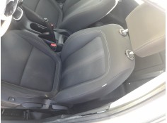 ASIENTO DELANTERO IZQUIERDO 