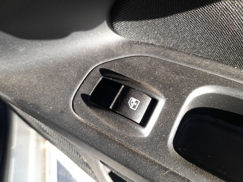 Recambio de mando elevalunas trasero derecho para fiat tipo hatchback (356_, 357_) 1.4 (356hxa1b) referencia OEM IAM   