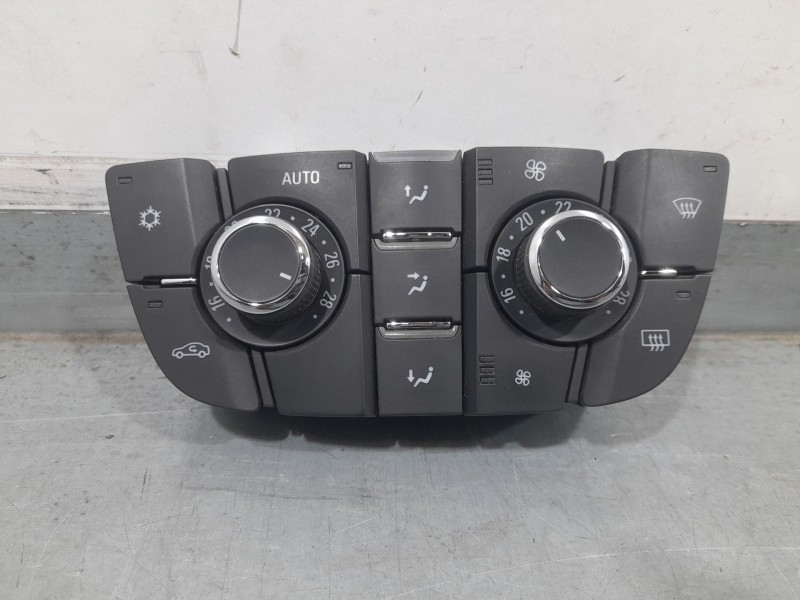 Recambio de mando climatizador para opel meriva b monospace (s10) 1.4 (75) referencia OEM IAM 13435148 283955672 DELPHI