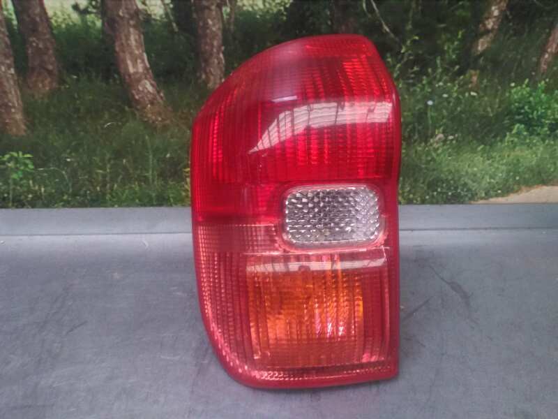 Recambio de piloto trasero izquierdo para toyota rav 4 (a2) 2.0 luna 4x4 (2003) referencia OEM IAM   