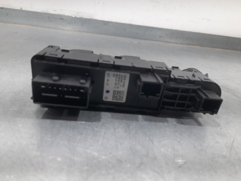 Recambio de mando elevalunas delantero izquierdo para peugeot 308 ii (lb_, lp_, lw_, lh_, l3_) 1.2 thp 110 referencia OEM IAM 96